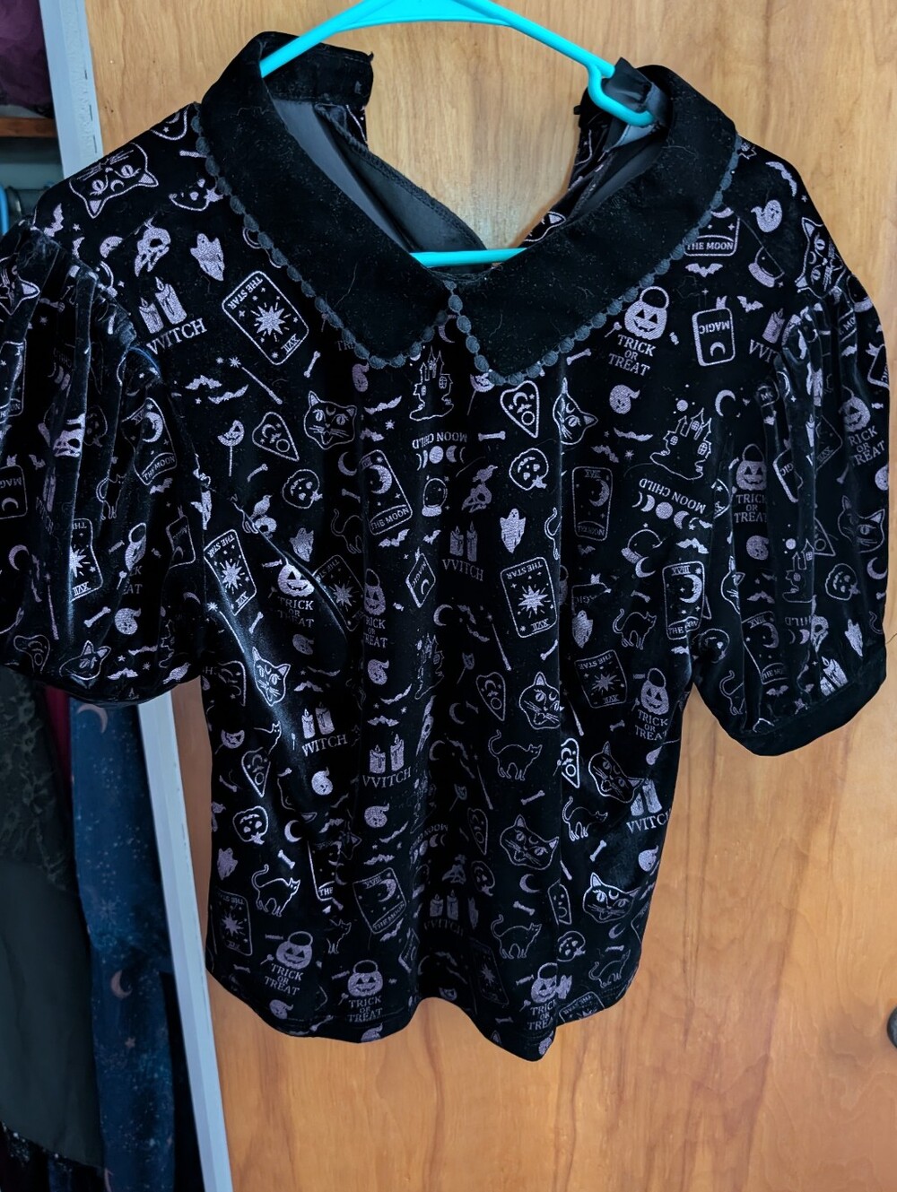 Collectif Witchy Print Velvet Top Size XL
